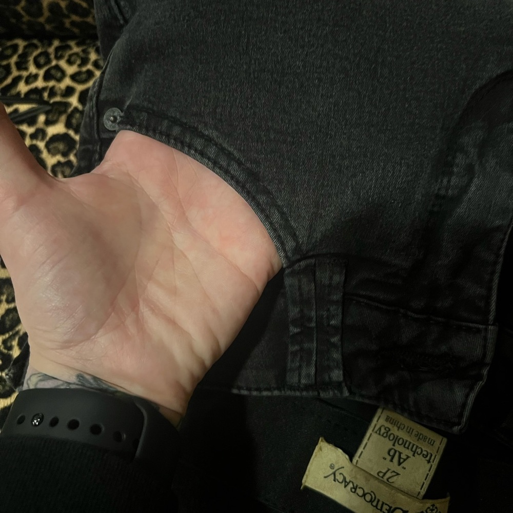 Democracy Women’s Black Skinny Jeans - Picture 5 of 5